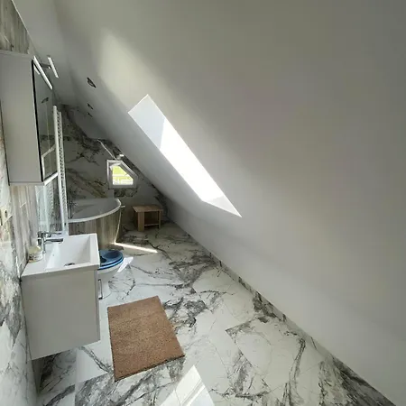 Nikol Apartment *
